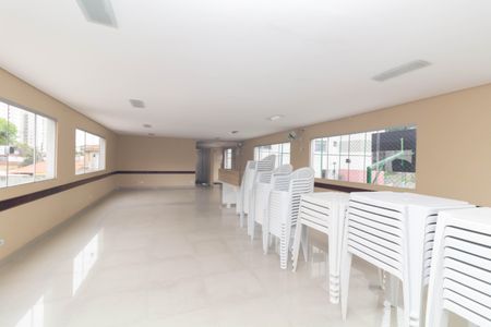 Apartamento à venda com 100m², 2 quartos e 1 vaga Apartamento à venda com 100m², 2 quartos e 1 vagaÁrea comum - Salão de festas