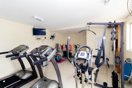 Apartamento à venda com 100m², 2 quartos e 1 vaga Apartamento à venda com 100m², 2 quartos e 1 vagaAcademia