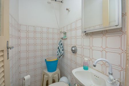 Apartamento para alugar com 75m², 3 quartos e 2 vagasBanheiro de serviço
