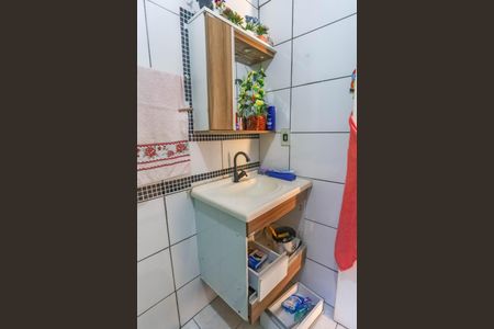 Apartamento à venda com 44m², 2 quartos e 1 vaga Apartamento à venda com 44m², 2 quartos e 1 vagaBanheiro
