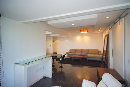 Sala de apartamento para alugar com 2 quartos, 90m² em Petrópolis, Porto Alegre