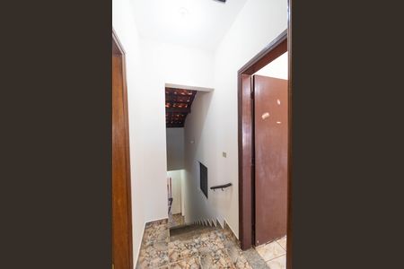 Casa à venda com 107m², 3 quartos e 4 vagasCorredor