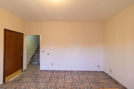 Casa à venda com 107m², 3 quartos e 4 vagasSalas