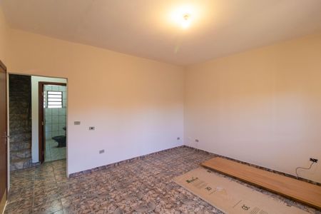 Casa à venda com 107m², 3 quartos e 4 vagasSalas