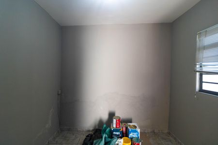 Casa à venda com 107m², 3 quartos e 4 vagasQuarto da Edícula