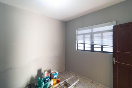 Casa à venda com 107m², 3 quartos e 4 vagasQuarto da Edícula