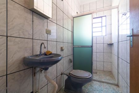 Casa à venda com 107m², 3 quartos e 4 vagasBanheiro 01