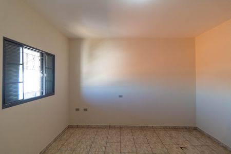 Casa à venda com 107m², 3 quartos e 4 vagasQuarto 02