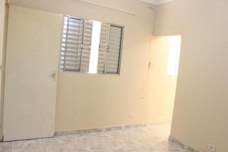Quarto de casa para alugar com 2 quartos, 110m² em Vila Paraiso, Guarulhos