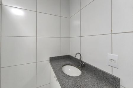 Banheiro de apartamento para alugar com 1 quarto, 39m² em Jardim Samambaia, Campinas