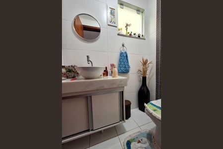 Casa à venda com 360m², 3 quartos e 3 vagasBanheiro 2
