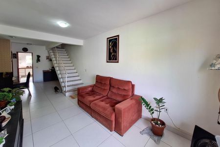 Casa à venda com 360m², 3 quartos e 3 vagasSala