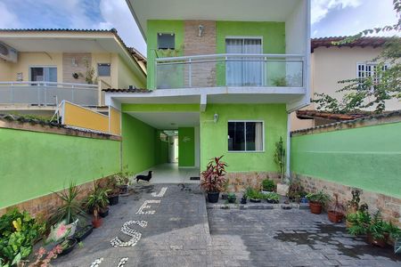 Casa à venda com 360m², 3 quartos e 3 vagasQuintal