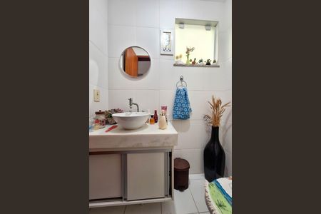 Casa à venda com 360m², 3 quartos e 3 vagasBanheiro 2