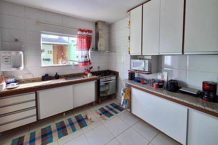 Casa à venda com 360m², 3 quartos e 3 vagasCozinha