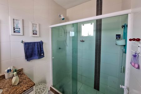 Casa à venda com 360m², 3 quartos e 3 vagasBanheiro da Suíte 1