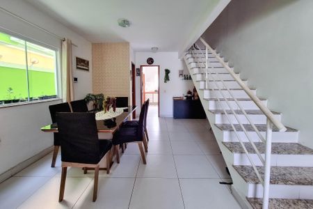 Casa à venda com 360m², 3 quartos e 3 vagasSala