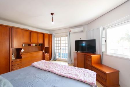 Casa à venda com 274m², 4 quartos e 3 vagas