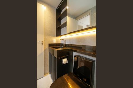 Banheiro da Suíte de apartamento para alugar com 1 quarto, 27m² em Pinheiros, São Paulo