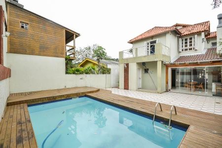 Casa de condomínio para alugar com 300m², 4 quartos e 2 vagas Casa de condomínio para alugar com 300m², 4 quartos e 2 vagasÁrea comum