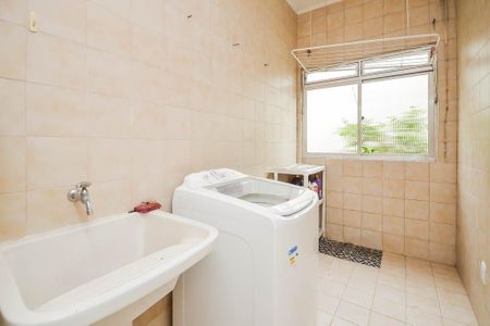 Casa de condomínio para alugar com 300m², 4 quartos e 2 vagas Casa de condomínio para alugar com 300m², 4 quartos e 2 vagasÁrea de Serviço