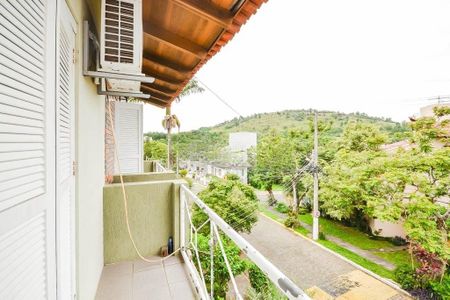 Casa de condomínio para alugar com 300m², 4 quartos e 2 vagas Casa de condomínio para alugar com 300m², 4 quartos e 2 vagasÁrea comum