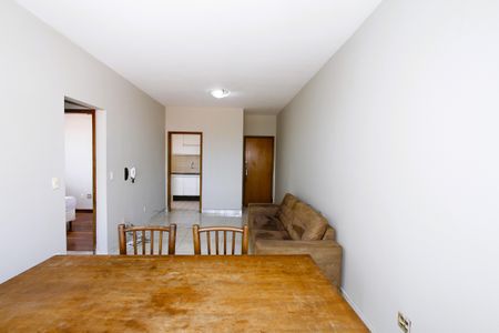 Apartamento para alugar com 95m², 3 quartos e 2 vagasSala