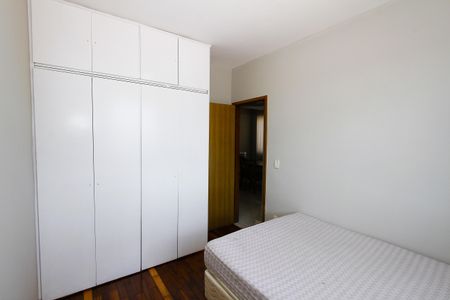 Apartamento para alugar com 95m², 3 quartos e 2 vagasQuarto 3