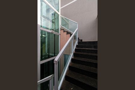 Apartamento à venda com 45m², 2 quartos e 1 vaga Apartamento à venda com 45m², 2 quartos e 1 vagaÁrea Comum - Escada