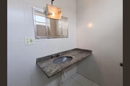 Apartamento para alugar com 75m², 2 quartos e sem vagaBanheiro