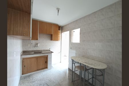 Apartamento para alugar com 75m², 2 quartos e sem vagaCozinha