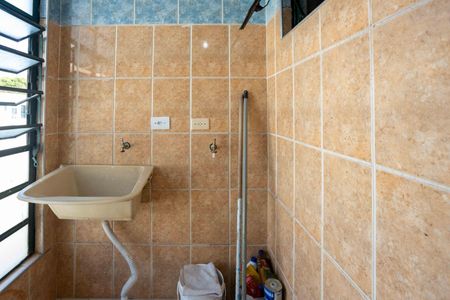 Apartamento à venda com 60m², 2 quartos e 1 vagaÁrea de Serviço