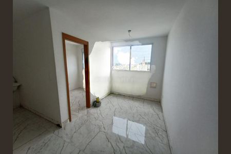 Apartamento à venda com 2 quartos, 37m² em Vila Palmares, São Caetano do Sul