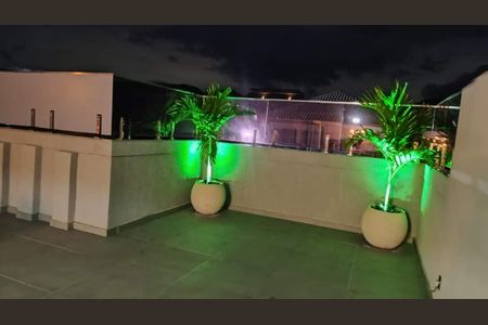 Casa à venda com 3 quartos, 210m² em Vargem Grande, Rio de Janeiro