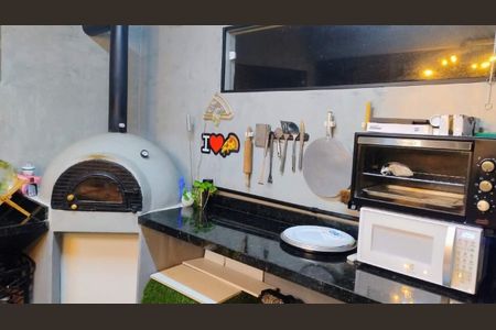 Casa à venda com 3 quartos, 210m² em Vargem Grande, Rio de Janeiro