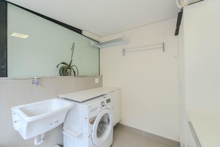 Apartamento à venda com 68m², 1 quarto e 1 vagaÁrea de Serviço