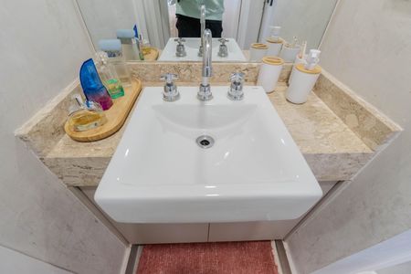 Apartamento à venda com 68m², 1 quarto e 1 vagaBanheiro