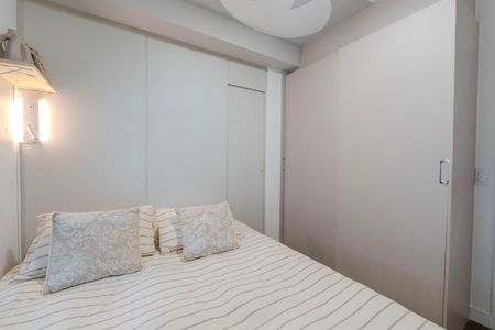 Apartamento à venda com 68m², 1 quarto e 1 vagaQuarto
