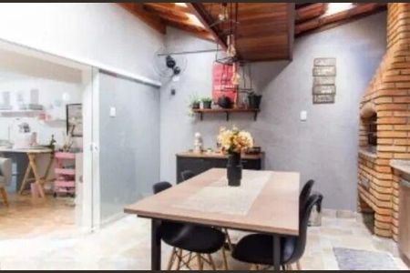 Casa à venda com 3 quartos, 180m² em Parque João Ramalho, Santo André