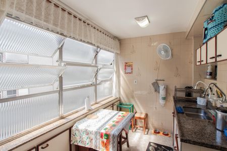 Apartamento à venda com 90m², 3 quartos e 2 vagasCozinha e Área de Serviço