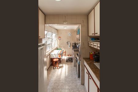 Apartamento à venda com 90m², 3 quartos e 2 vagasCozinha e Área de Serviço