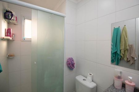 Apartamento à venda com 53m², 2 quartos e 1 vaga Apartamento à venda com 53m², 2 quartos e 1 vagaBanheiro da Suíte