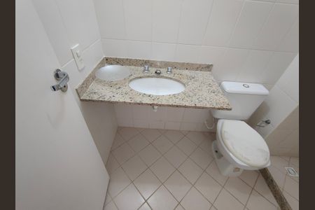 Apartamento à venda com 72m², 2 quartos e 1 vaga Apartamento à venda com 72m², 2 quartos e 1 vagaBanheiro