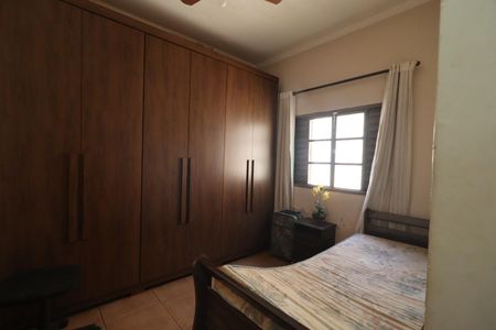 Casa para alugar com 180m², 3 quartos e 3 vagasSuíte 2