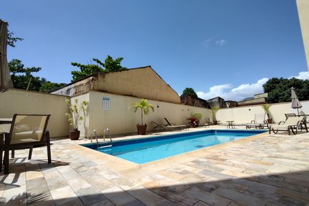 Apartamento à venda com 70m², 2 quartos e 1 vaga Apartamento à venda com 70m², 2 quartos e 1 vagaÁrea comum - Piscina