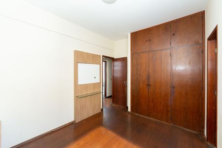 Apartamento à venda com 80m², 3 quartos e 1 vagaQUARTO1