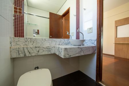 Apartamento à venda com 80m², 3 quartos e 1 vagaBANHEIRO1