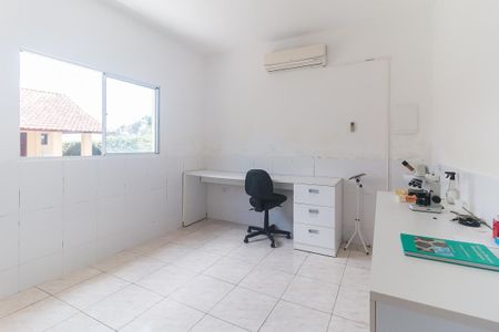 Casa para alugar com 525m², 4 quartos e 4 vagas Casa para alugar com 525m², 4 quartos e 4 vagasQuarto/Escritório