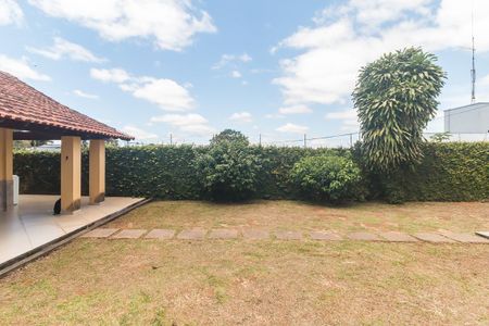 Casa para alugar com 525m², 4 quartos e 4 vagas Casa para alugar com 525m², 4 quartos e 4 vagasQuintal