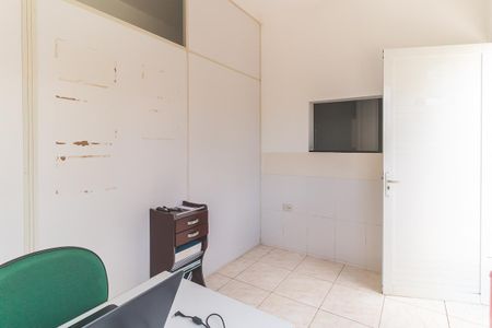 Casa para alugar com 525m², 4 quartos e 4 vagas Casa para alugar com 525m², 4 quartos e 4 vagasEscritório